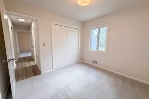 4835 Sandra Ln, White Bear Lake, MN 55110 - Photo 12
