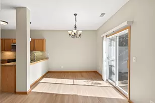 660 Kingfisher Ln, Woodbury, MN 55125 - Photo 16