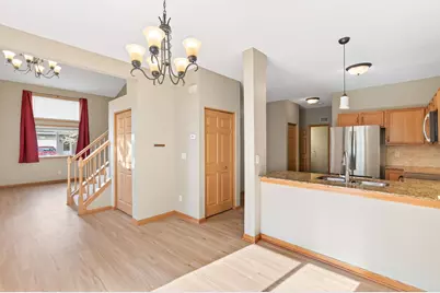 660 Kingfisher Lane #L, Woodbury, MN 55125 - Photo 8