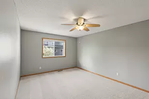 660 Kingfisher Ln, Woodbury, MN 55125 - Photo 24