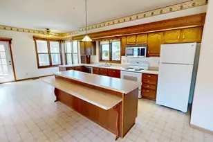 411 60th Ave NE, Willmar, MN 56201 - Photo 10
