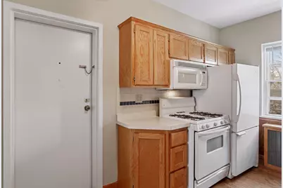 3136 W Bde Maka Ska Boulevard #204, Minneapolis, MN 55416 - Photo 6