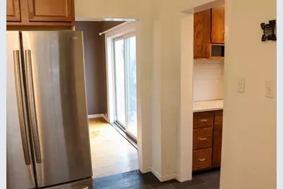 823 N 57th Avenue W, Duluth, MN 55807 - Photo 8