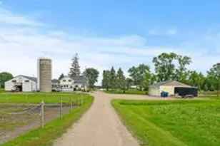 5095 Harff Rd, Loretto, MN 55357 - Photo 14