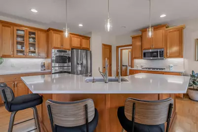 21872 Carrbridge Court, Lakeville, MN 55044 - Photo 4