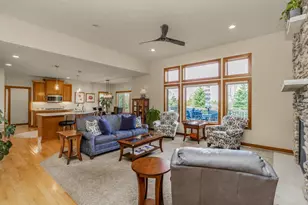 21872 Carrbridge Ct, Lakeville, MN 55044 - Photo 10