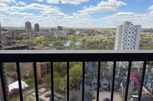 1235 Yale Pl, Minneapolis, MN 55403 - Photo 8