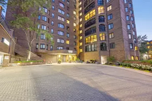 1235 Yale Pl, Minneapolis, MN 55403 - Photo 12