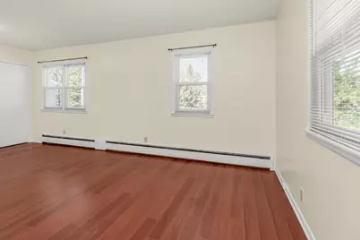 105 Warner Avenue S, Willernie, MN 55090 - Photo 18