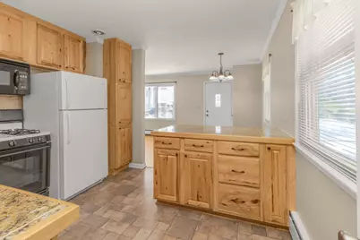 105 Warner Avenue S, Willernie, MN 55090 - Photo 12