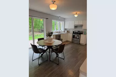 2037 Boulder Road, Chanhassen, MN 55317 - Photo 6
