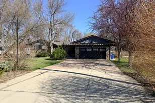 228 1st St S, Sabin, MN 56580 - Photo 2