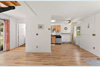 1501 American Boulevard E #204, Bloomington, MN 55425 - Photo 6