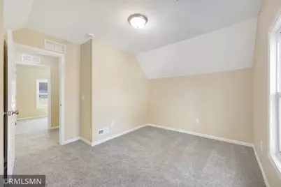 853 Conway Street, Saint Paul, MN 55106 - Photo 16