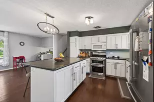 10633 Hollywood Blvd NW, Coon Rapids, MN 55433 - Photo 6