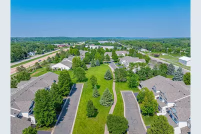 112X Crystal Place W, Chaska, MN 55318 - Photo 50