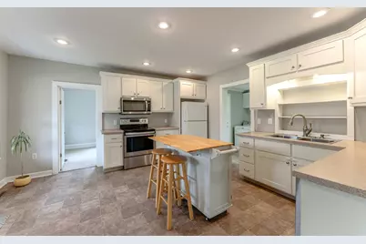 1004 W Marion Street, Lake City, MN 55041 - Photo 8
