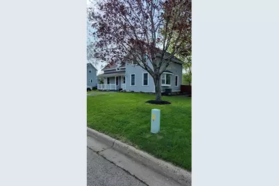 1004 W Marion Street, Lake City, MN 55041 - Photo 2