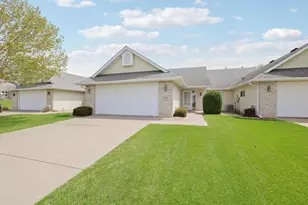 112 Linden Rd, Prescott, WI 54021 - Photo 1