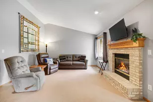 112 Linden Rd, Prescott, WI 54021 - Photo 6