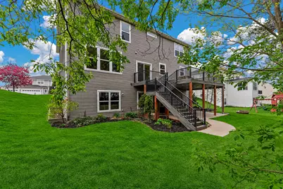 9289 Summerlin Court, Woodbury, MN 55129 - Photo 2