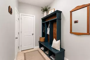 9289 Summerlin Ct, Woodbury, MN 55129 - Photo 22