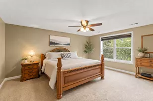 9289 Summerlin Ct, Woodbury, MN 55129 - Photo 24