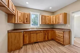 816 N Summit St, Spooner, WI 54801 - Photo 12
