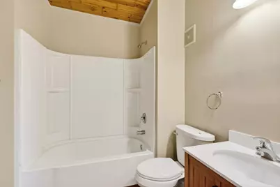 816 N Summit Street, Spooner, WI 54801 - Photo 20