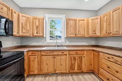 816 N Summit Street, Spooner, WI 54801 - Photo 14