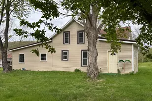 359 Hill St E, Hammond, MN 55991 - Photo 4