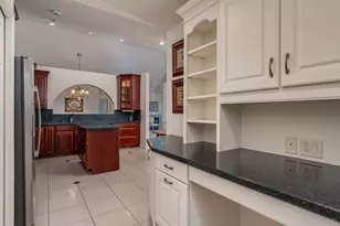 1429 Parkside Ln, North Mankato, MN 56003 - Photo 10