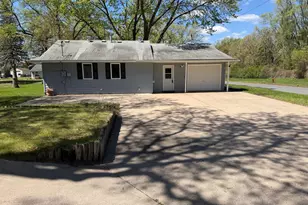 11043 5th St NE, Blaine, MN 55434 - Photo 2