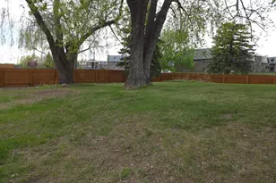 6255 Zealand Ave N, Brooklyn Park, MN 55428 - Photo 26