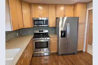 6255 Zealand Avenue N, Brooklyn Park, MN 55428 - Photo 8