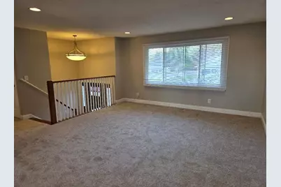 6255 Zealand Avenue N, Brooklyn Park, MN 55428 - Photo 4