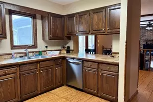 10444 Quaker Ln N, Maple Grove, MN 55369 - Photo 8