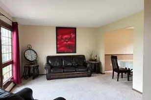 10444 Quaker Ln N, Maple Grove, MN 55369 - Photo 6