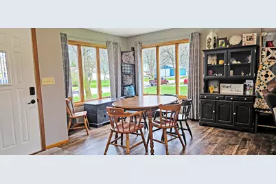 307 Marion Street, Milroy, MN 56263 - Photo 6