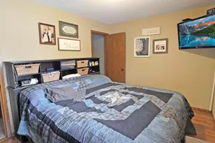 307 Marion St, Milroy, MN 56263 - Photo 14