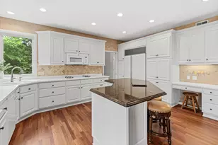 6105 Wood Hill Ln, Independence, MN 55359 - Photo 10
