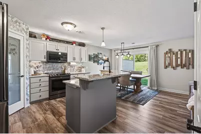 19492 Prairieview Drive, Rogers, MN 55374 - Photo 12