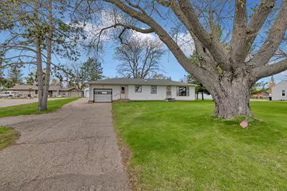 271 4th Street, Holdingford, MN 56340 - Photo 2