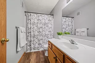 17900 Cobblestone Way, Eden Prairie, MN 55347 - Photo 22