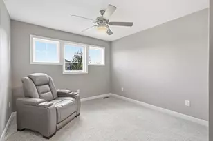 95 Lockwood Ct, Hudson, WI 54016 - Photo 20