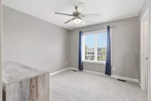 95 Lockwood Ct, Hudson, WI 54016 - Photo 14
