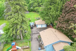 1955 Margaret St, Saint Paul, MN 55119 - Photo 2