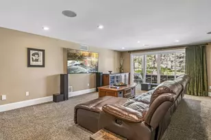 9251 Wedgewood Point, Woodbury, MN 55125 - Photo 52