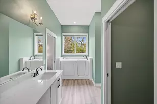 904 Saddle Club Ct, Lino Lakes, MN 55014 - Photo 16
