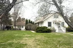 1531 8th Ave SE, Saint Cloud, MN 56304 - Photo 2
